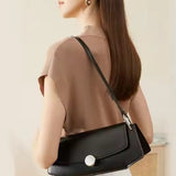Black Longline Bag – Vintage-Inspired Kiss Lock Shoulder Bag